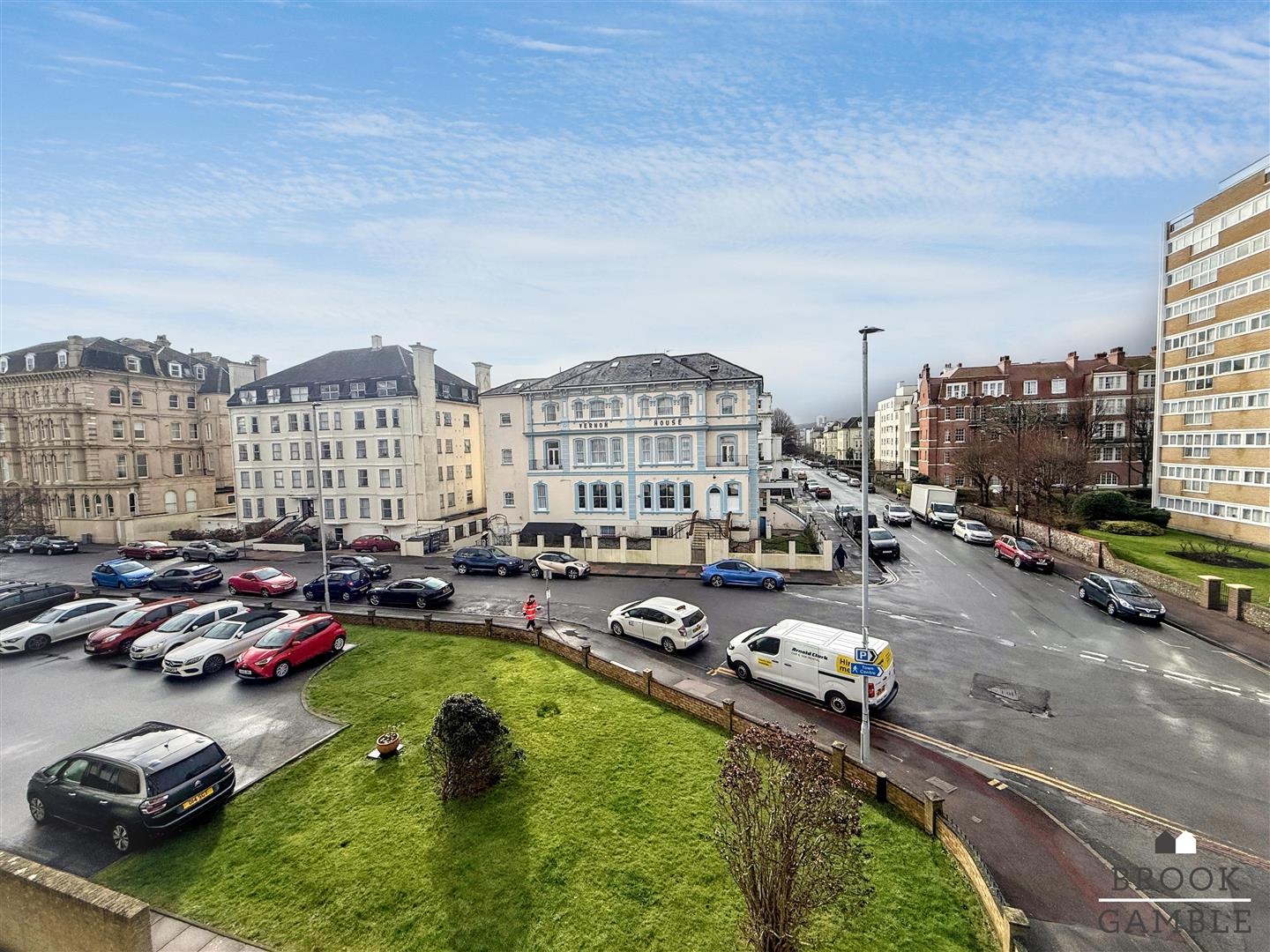 2 Bedroom Apartment - Purpose Built. Trinity Place in Eastbourne,  9
